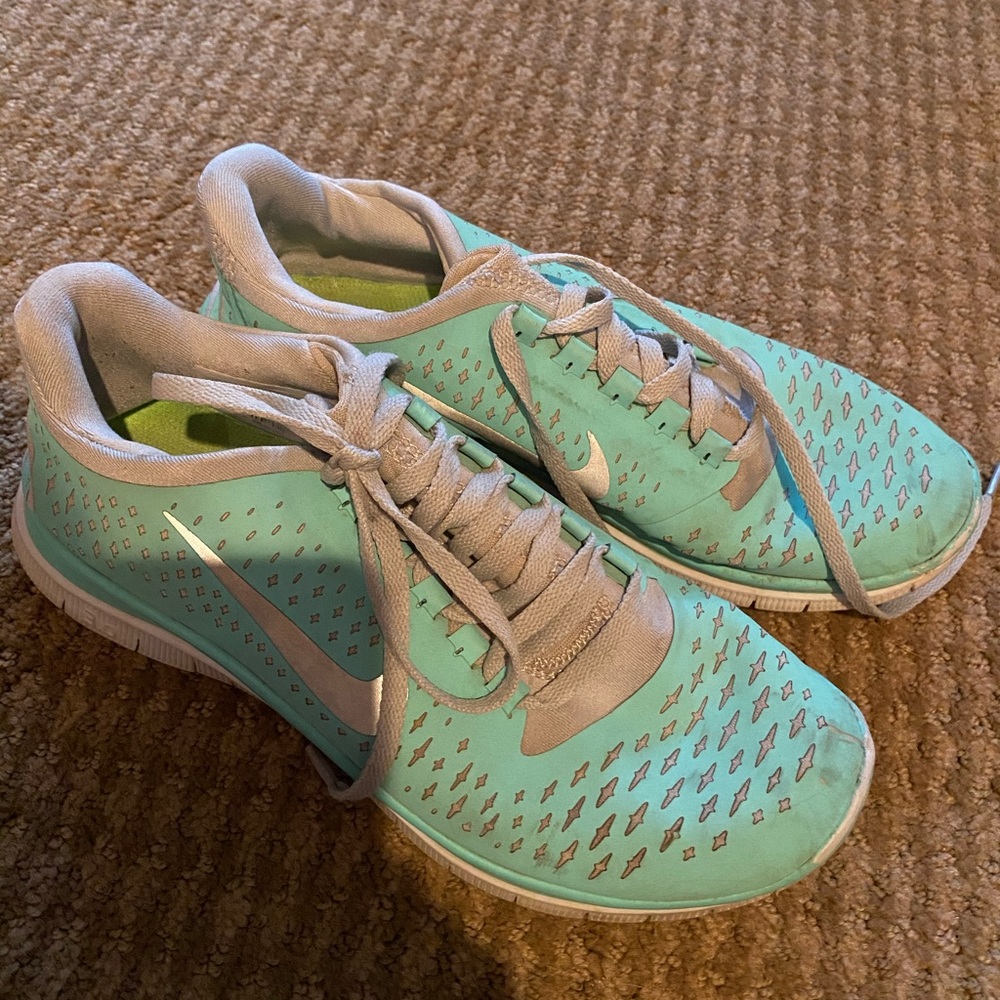 Tiffany Blue Nike Tennis Shoes